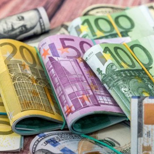 6 ayda ölkəyə ən çox pul Rusiyadan köçürülüb