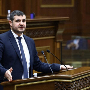 Ermənistan parlamentində sərt çıxış: Bizi “Daşnaksütyun” zəhərləyib, onu kökündən kəsib atmalıyıq
