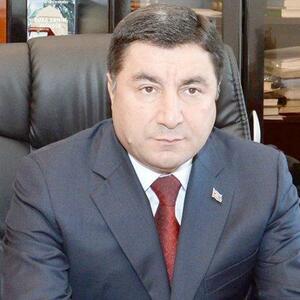 Vidadi Zeynalovun oğlunun ölkədən çıxışına qadağa qoyuldu