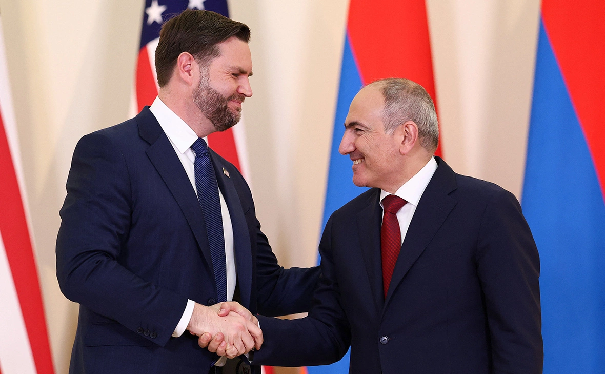 ABŞ Ermənistanın yenidən silahlanmasına kömək edəcəyinə söz verib