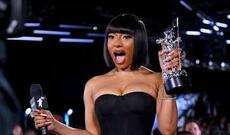 Teylor Svift MTV VMA-da ən çox qazanılan rejissor-İfaçı mükafatını qazandı