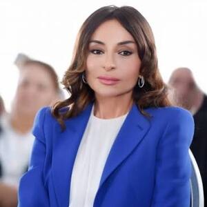 Birinci vitse-prezident Mehriban Əliyeva Müstəqilliyin Bərpası Günü ilə bağlı paylaşım edib