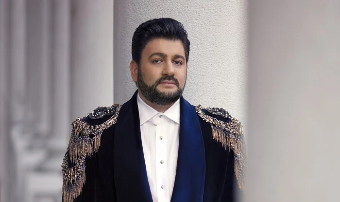 3 aya 38 milyon avro qazanıblar - Xalq artisti