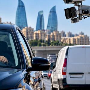 DİQQƏT! Sükan arxasında telefondan istifadə edənlər kamera vasitəsilə CƏRİMƏLƏNƏCƏKLƏR
