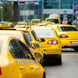 Bakıda taksi xaosuna son qoyulur?