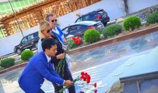 F.A. Müşərrəf Akayla birgə Şəhidlər Xiyabanını ziyarət edib