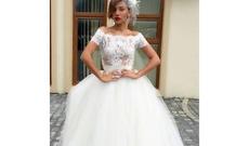 Röya: “Dəli bir ərə getmək gəldi içimdən”