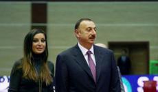 İlham Əliyev və xanımı Tofiq Bəhramov adına Respublika Stadionunda yaradılan şəraitlə tanış olublar