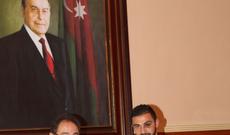 BDU-nun qalib məzunu mükafatlandırılıb - FOTO