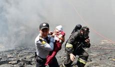 Yanğın zamanı igidlik göstərmiş polis mükafatlandırıldı