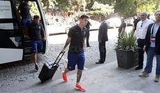 Messi qonşu ölkədə səs-küylə qarşılanıb - FOTO