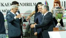 Rövnəq Abdullayev və Tahir Gözəl futbolçuları təbrik etdi
