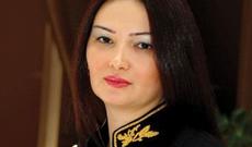 Qaya kimi sərt, çiçək kimi kövrək!...