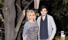 Müğənni Fərid Mərd qardaş ölkədəkəki fəaliyyətindən danışıb