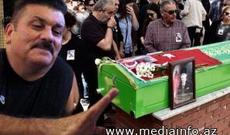 Korifey sənətçi evində ölü tapılıb