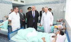 Səlim Müslümov yaralı hərbçilərə baş çəkdi