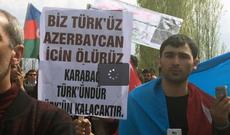 İğdırda Ermənistan sərhədində yüzlərlə Azərbaycan bayrağı açılib  - FOTO