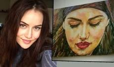 Fahriye Evcen şəklini çəkən rəssamı axtarır - FOTO