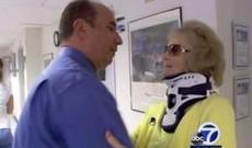 20 il əvvəl kor qalmış qadın yıxılandan sonra görməyə başlayıb