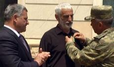 Şəhid Nicat İsgəndərovun medal; atasına təqdim olunub