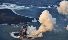 Bir ay Sakit okeanda qayıqda qalmış 15 nəfər xilas edildi