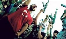 Amerika filmində türk bayraqlı terrorçular – FOTO