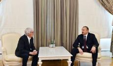 Prezident “Formula One Management”in prezidenti Berni Ekklstounu qəbul edib