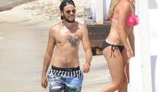 Özünü "kişi" edən qadın Bodrumda qızlarla - FOTO