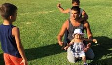 EMİN əkizləri və Əminə ilə birlikdə - FOTO