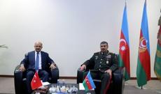 Zakir Həsənov Türkiyənin Müdafiə naziri ilə görüşüb