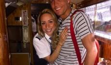 Ronaldonun təyyarəsini idarə edən qız - Fotolar