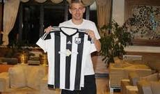 “Neftçi” Dario Melnyakla yollarını ayırıb