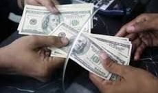 13 illik maksimumu yeniləyən dollar stabilləşib