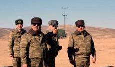 Azərbaycanın müdafiə naziri cəbhə bölgəsinə gedib