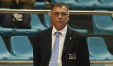 Baş məşqçi istefa verib
