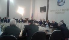 "Səngərdə açılan səhər"