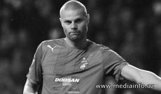 Tanınmış futbolçu evində ölü tapıldı - İntihar, yoxsa...?