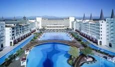 "Mardan Palace" işçiləri maaşlarını ala bilmir
