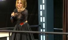 Mətanət efirə şəffaf geyimdə çıxdı: sellülitləri göründü