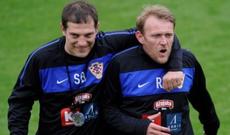 Biliç Prosineçkini arxa plana atdı