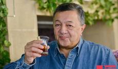 Elçin Şıxlı: “Əcəb eləyib onu qovub!”