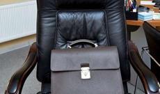 Vəzifəsindən uzaqlaşdırılaraq, yenidən elmə qayıdan sabiq məmurlar