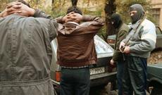 Xanımlar 10 dərəcə şaxtada hovuza girdilər