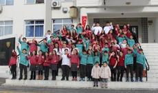 Bu məktəbdə 33 əkiz uşaq var - Fotolar + Video