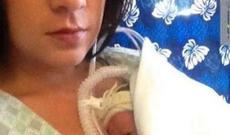 42 yaşlı qadın 20-ci uşağını doğdu