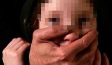 Oğru girdiyi evlərdəki qadınları zorladı