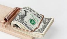 Astanada siçanlar bankomatı qarət edib-video