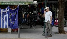 Atalarının adına ləkə gətirən ərköyün məmur balaları