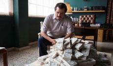 İsinmək üçün 2 milyon dollar yandırdı- video