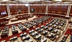 Bakıda marketdən oğruluq edənlər həbs ediliblər